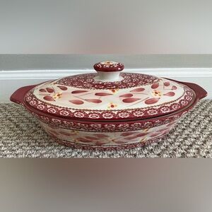 Temp-Tations by Tara Old World Cranberry Red Casserole Dish with Lid - Medium